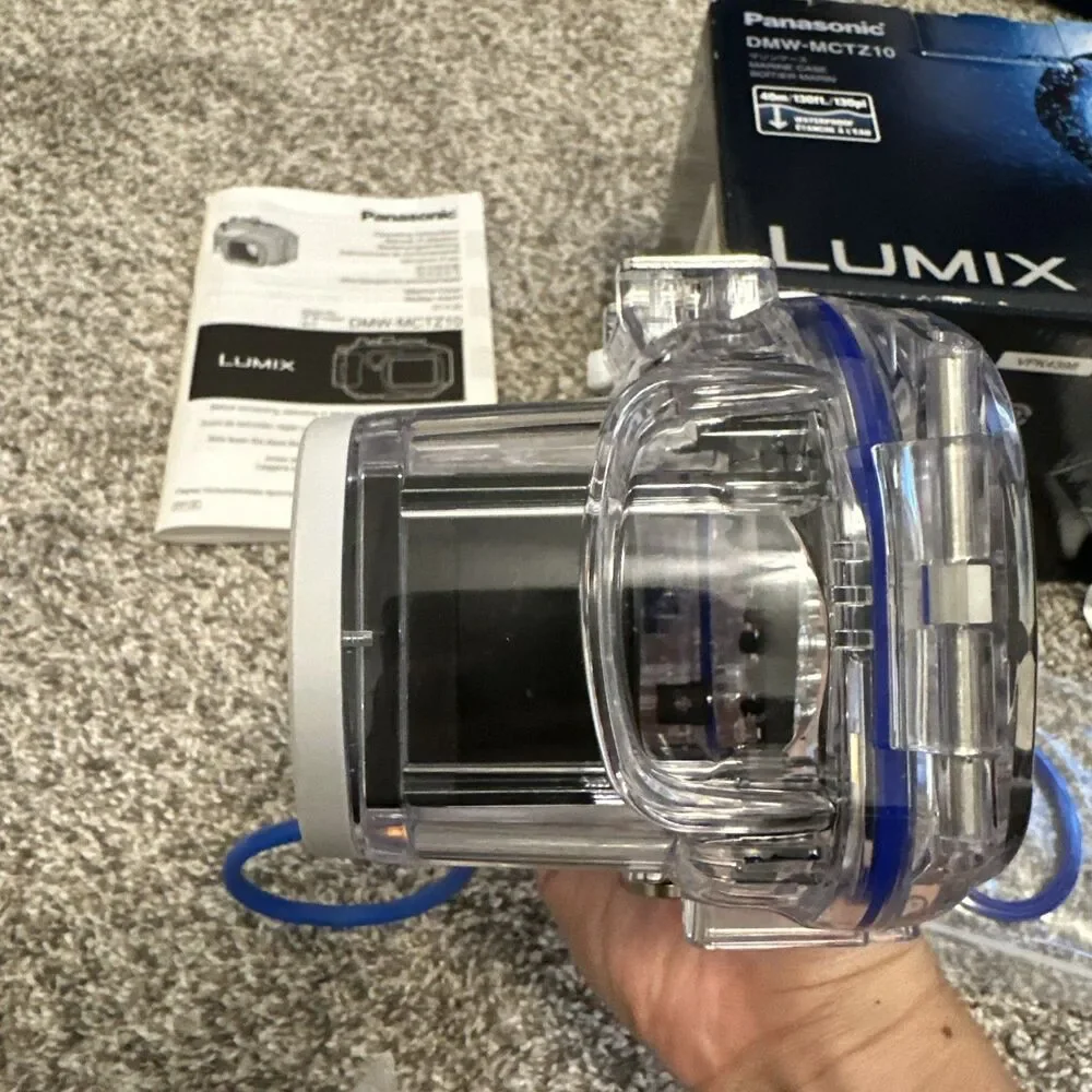 PANASONIC DMW-MCTZ10 Waterproof Underwater Marine Case Lumix DMC-TZ10 Open Box